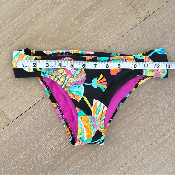 ⭐️Trina Turk⭐️Tankini Halter Set Neon Floral Paisley Black Swimsuit Swim Bikini - Picture 7 of 13